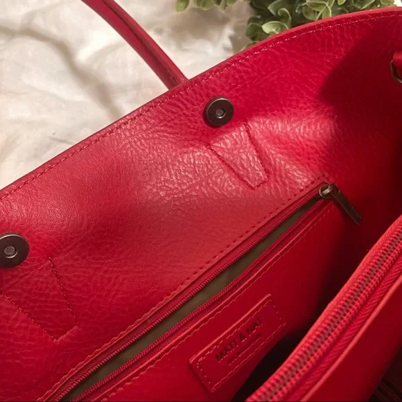 Matt&Nat Red Handbag - Picture 3 of 6